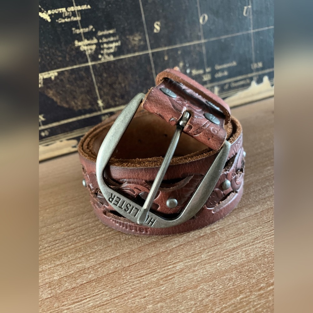 Hollister Laser Cut Leather Belt - Picture 2 of 7